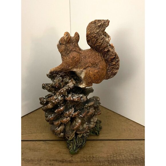 Squirrel Figurine Climbing Pinecone Hand-Painted Decor Collectible Cottagecore - Picture 3 of 4